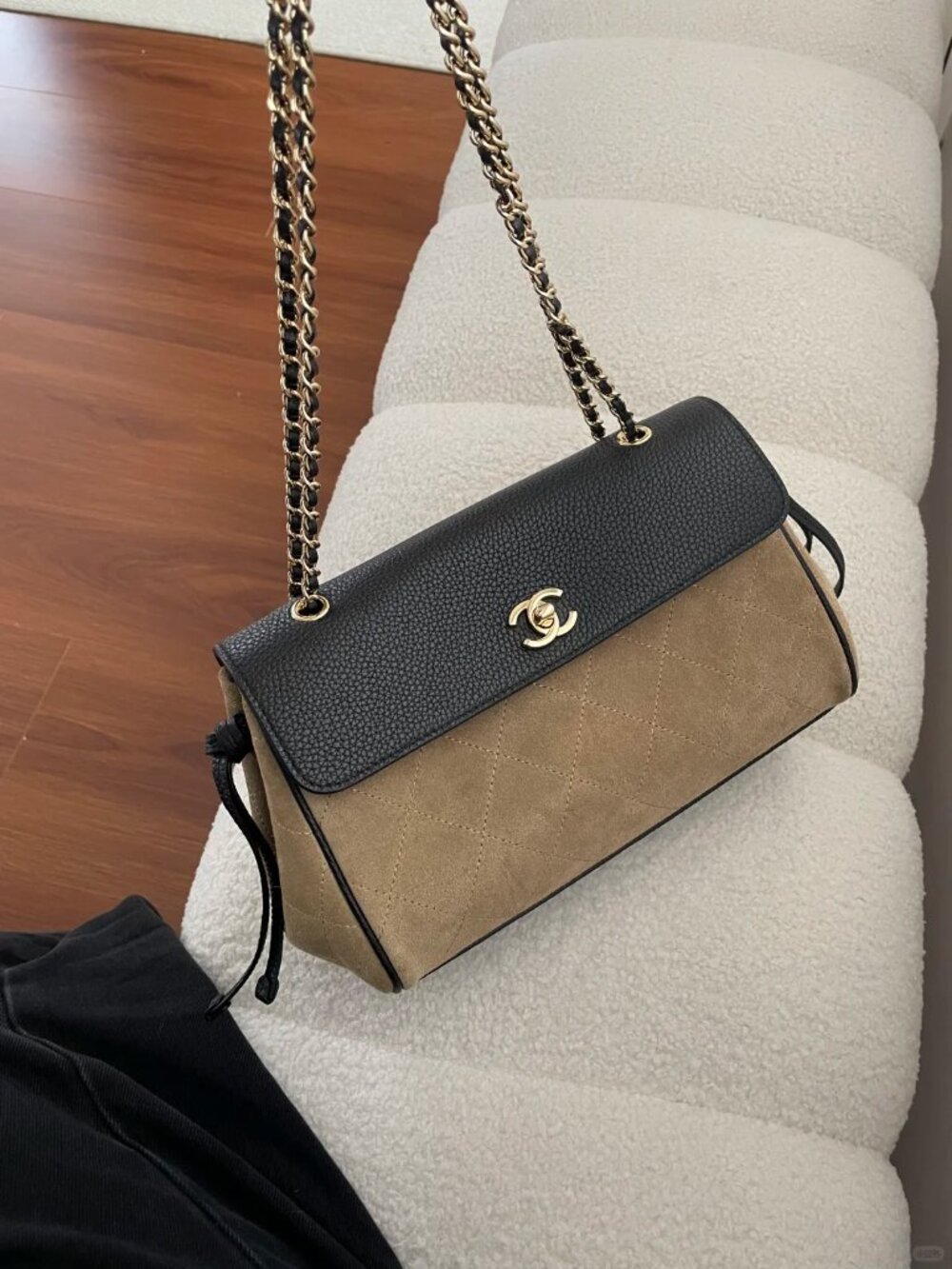 Classic CHANEL Bags: A Stylish and Versatile Choice for Elegance